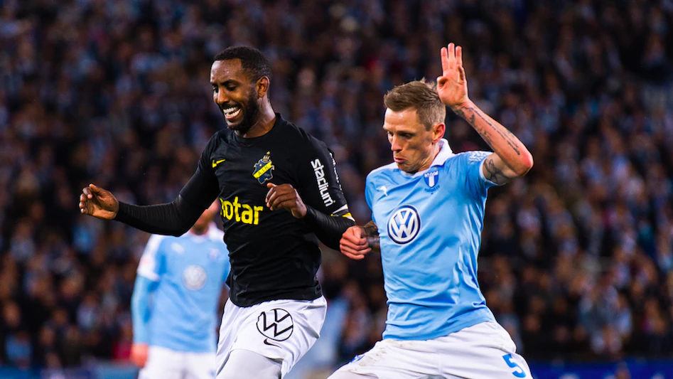 AI Ks Henok Goitom och Malmo F Fs Soren Rieks