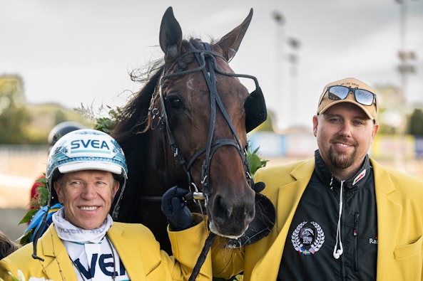 FRANCESCO ZET - Bettingstugan