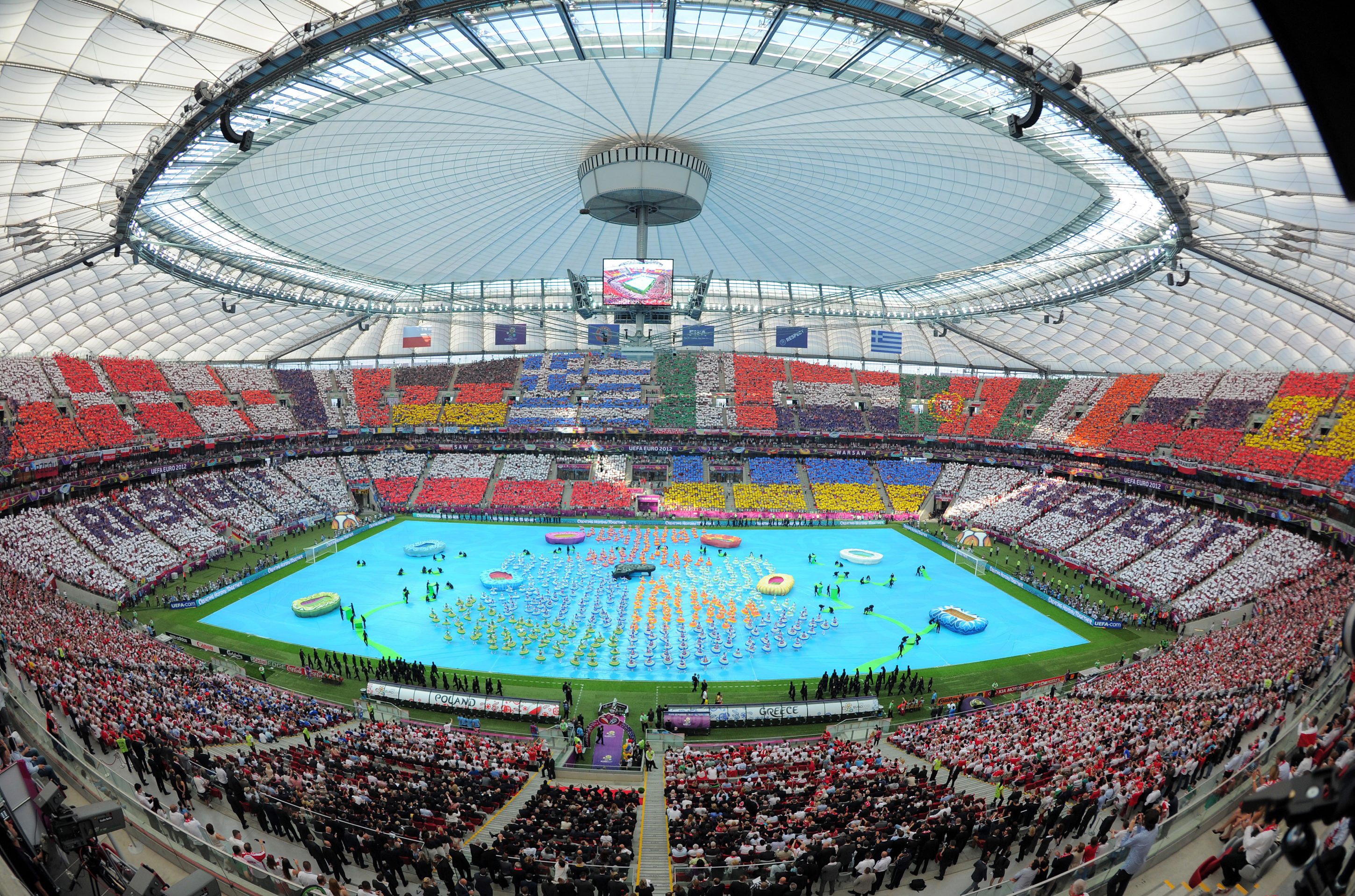 När börjar Fotbollsem 2021