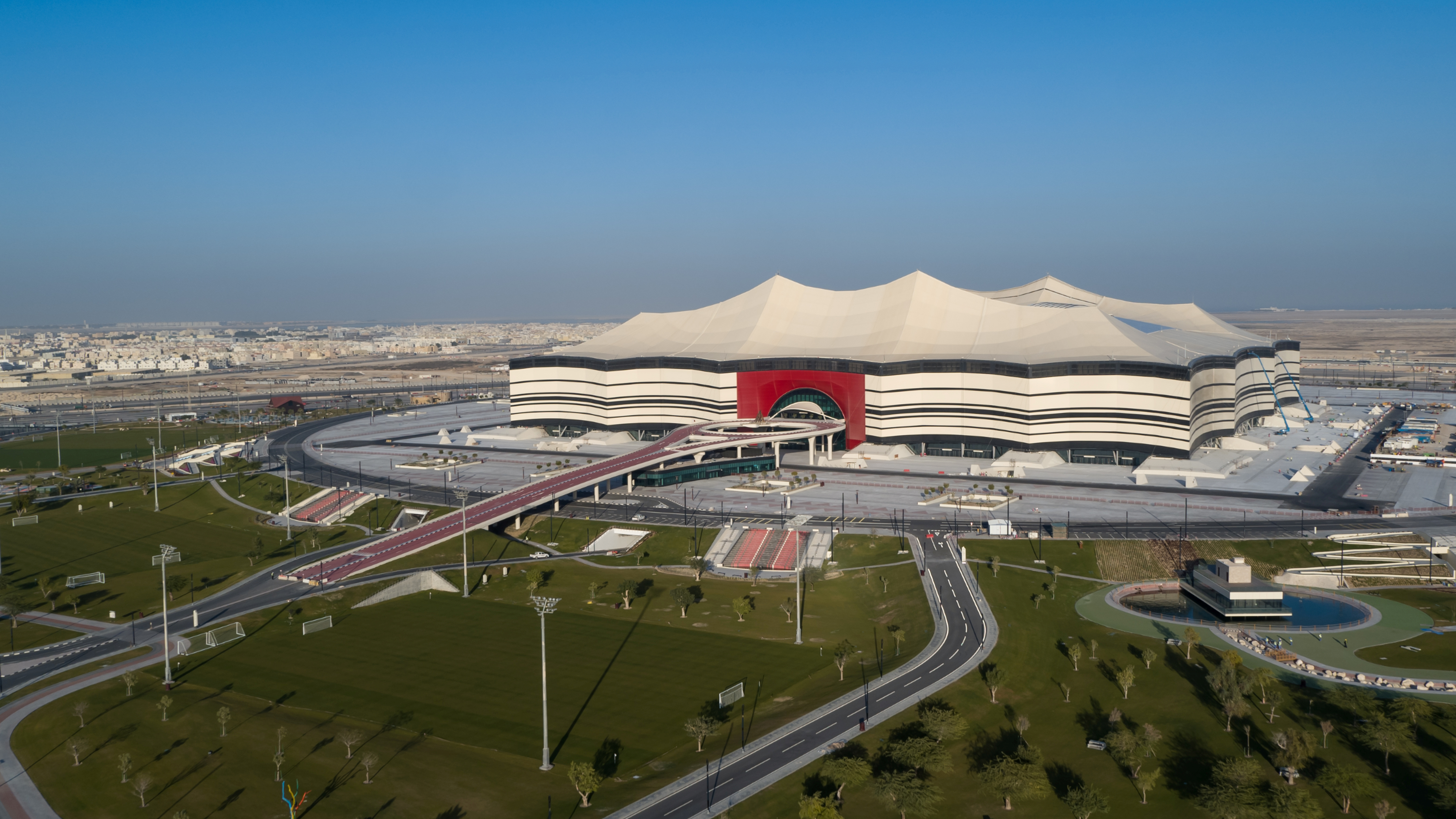 Al Bayt Stadium tältfasad