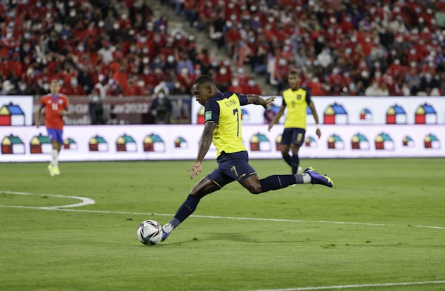 Pervis Estupinan VM 2022