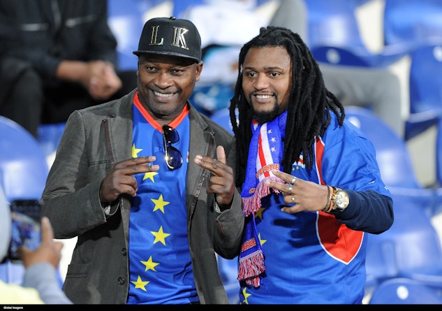 Cape Verde fans 3