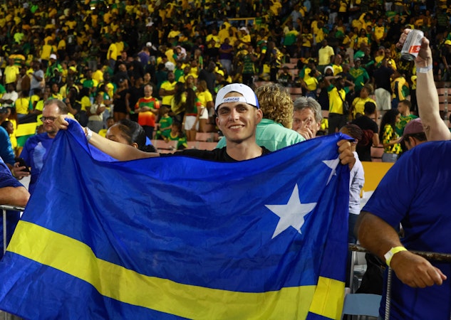Curacao Fans 3