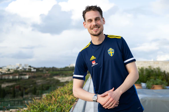 Daniel Backstrom numera favorit till att ta over landslaget efter Janne Andersson