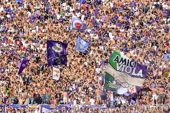 Fin inramning pa Stadio Artemio Franchi