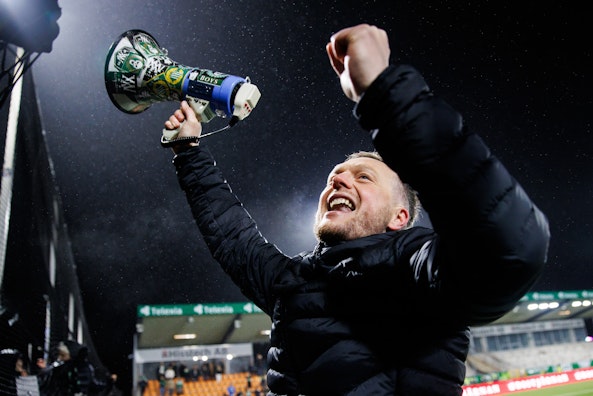 Kim Hellberg hyllas ocksa av Marcus Birro