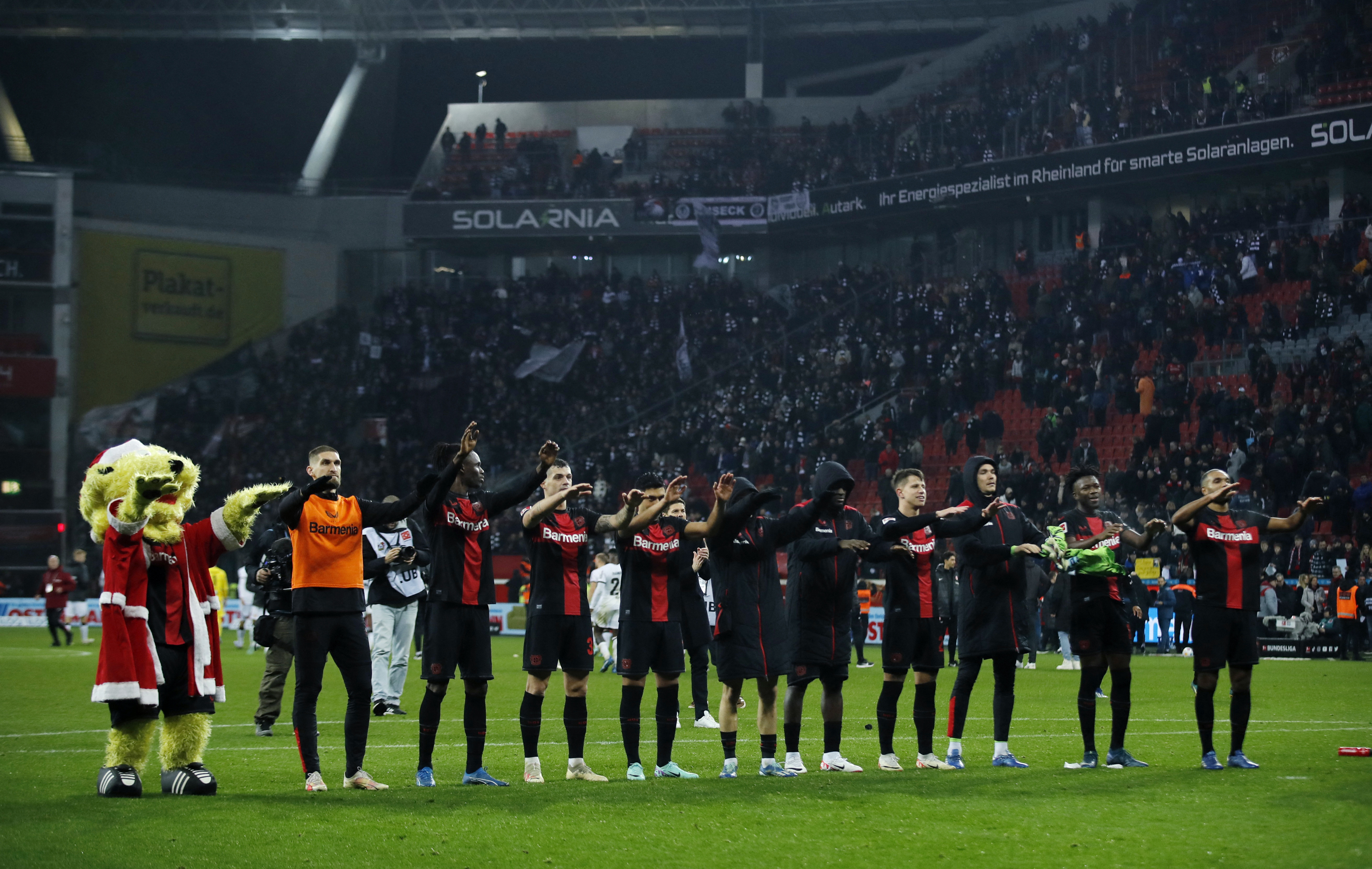Leverkusen firar Bundesliga