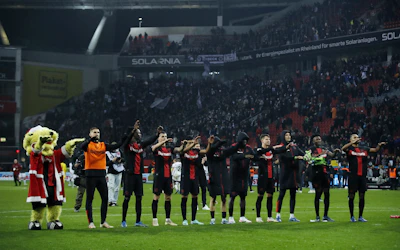 Leverkusen firar Bundesliga