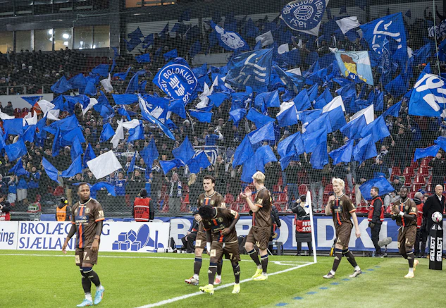 Lyngby spelare och fans