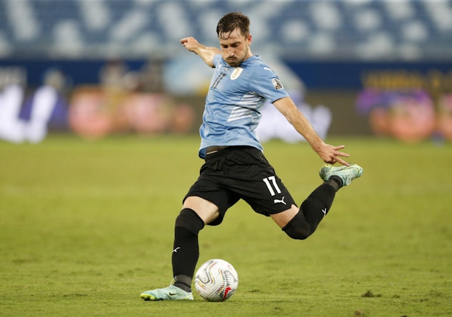 Matias Vina talang back Uruguay VM 2022