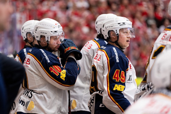 Niclas Bergfors och Rhett Rakhshani deppar i DIF trojan