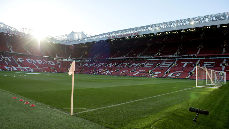 Old Trafford Hornflagga