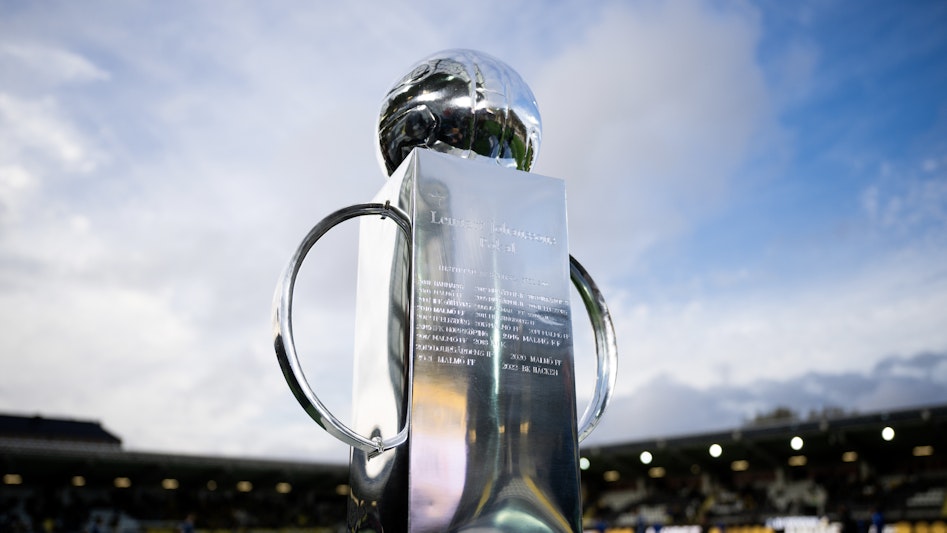 Pokalen som allsvenska vinnaren far