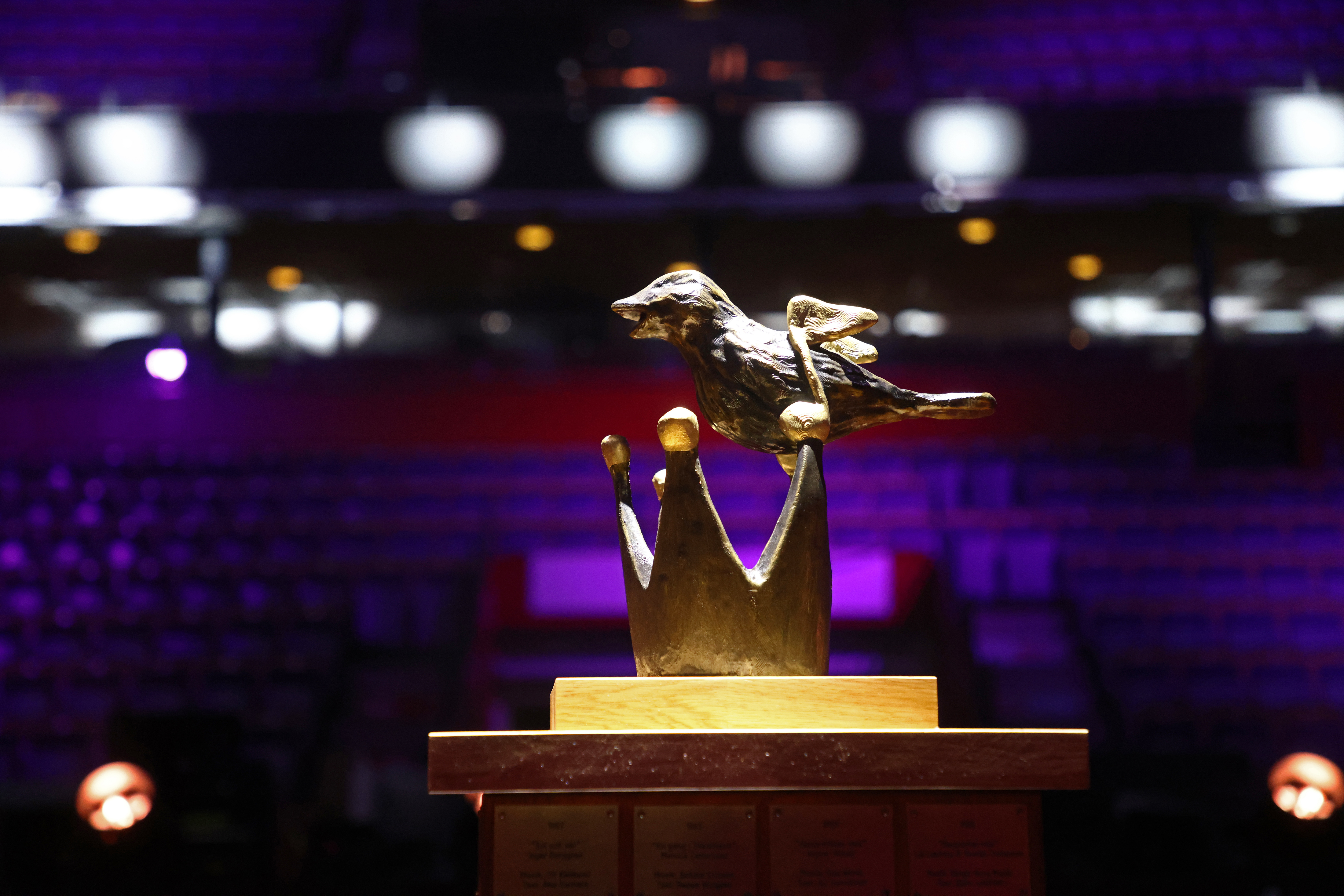 Sangfageln i Melodifestivalen