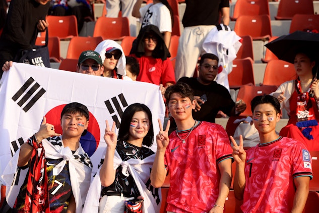 Sydkorea fans 3