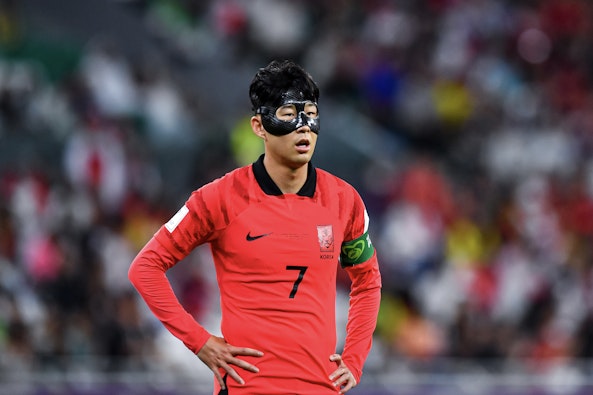 Sydkoreas stjarna Son under en match i Fotbolls VM