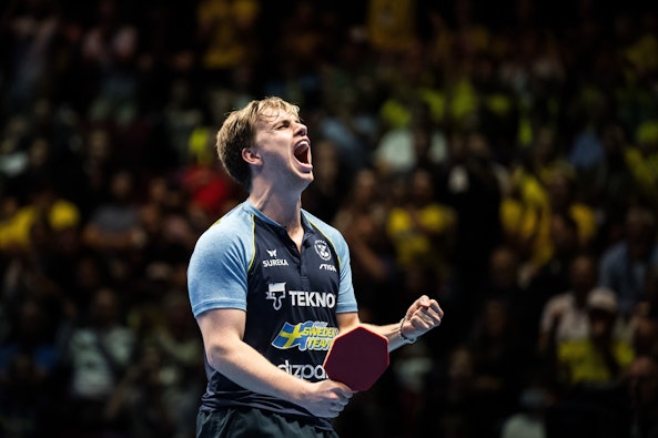 Truls Moregardh hyllas av landslagskompisen