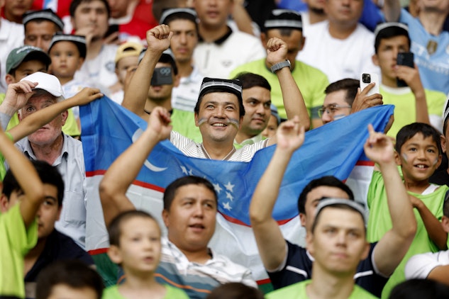 Uzbekistan fans 2