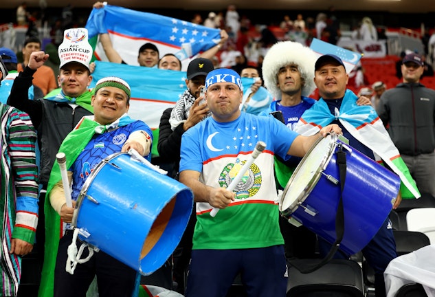 Uzbekistan fans 3