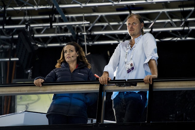 Viasats Susanne Sjogren och sportchef Per Nunstedt under bronsmatchen i ishockey VM mellan USA och Kanada den 20 maj 2018 i Kopenhamn