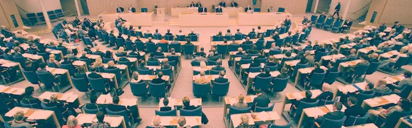 Riksdagen small 2 jpg